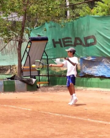 برگزاری فینال معوقه رده ۱۶ سال هفته دوازدهم مسابقات آدینه آکادمی تنیس بابک